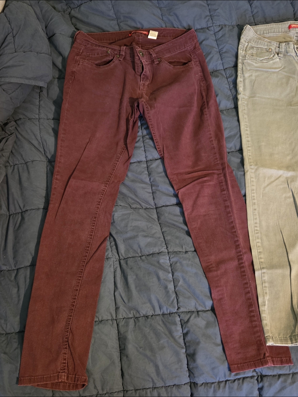 2 Pairs Of UNIONBAY Skinny Jeans